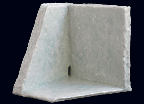 Arquitectura - Porcelain and glace -  2007 - 19 x 26 x 19 cm