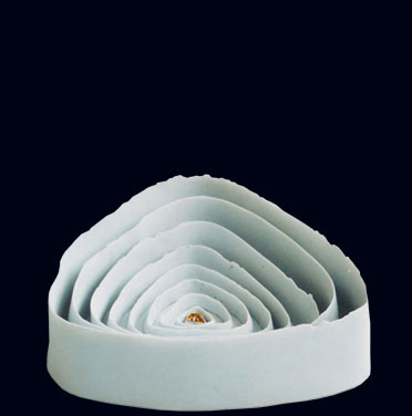 Laberint - Porcelain and gold - 1994 -  6 x 24 cm